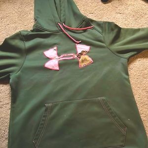 this is a green under armor camo sweatshirt. has been used a couple times.